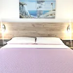 Lovely Sea View House In Island Krk Malinska