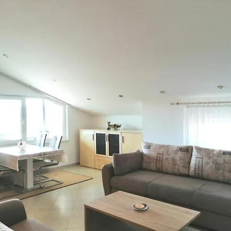 Lovely Sea View House In Island Krk