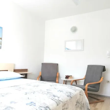 Lovely Sea View House In Island Krk *