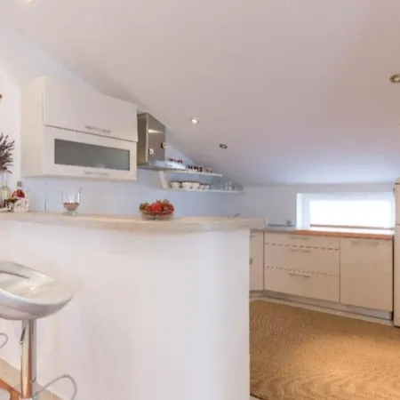 Lovely Sea View House In Island Krk Apartment Malinska