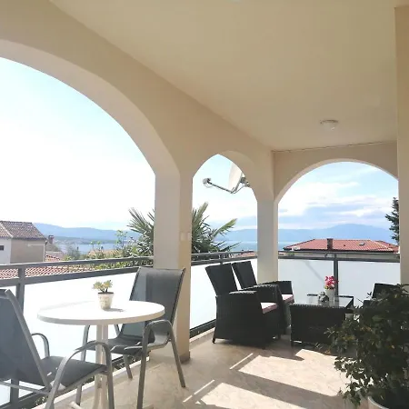 Lovely Sea View House In Island Krk Malinska