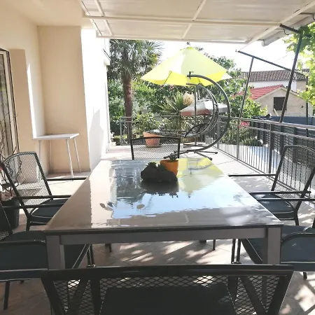 Lovely Sea View House In Island Krk