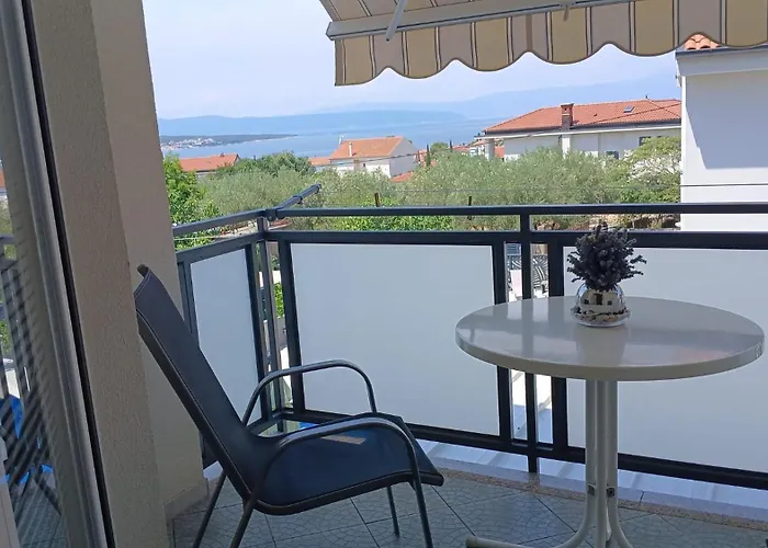 Lovely Sea View House In Island Krk Malinska