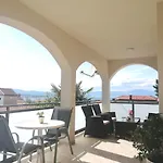Lovely Sea View House In Island Krk Malinska