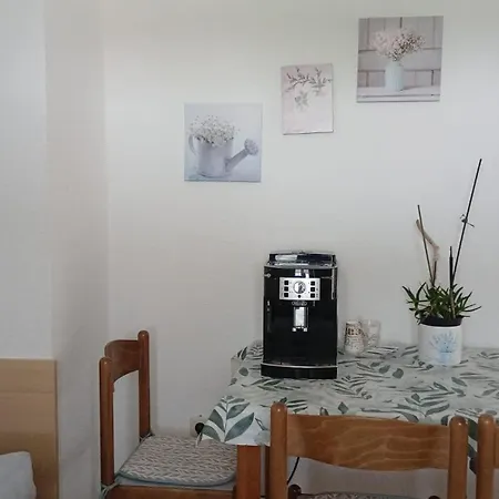 Lovely Sea View House In Island Krk