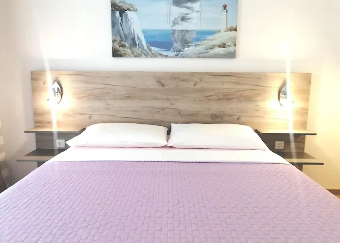 Lovely Sea View House In Island Krk マリンスカ