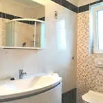Lovely Sea View House In Island Krk