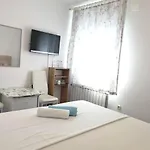 Lovely Sea View House In Island Krk *