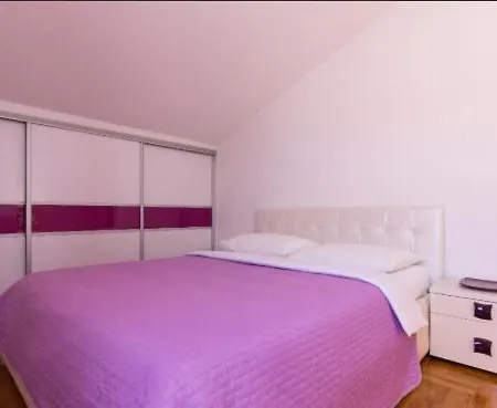 Apartmán Lovely Sea View House In Island Krk *